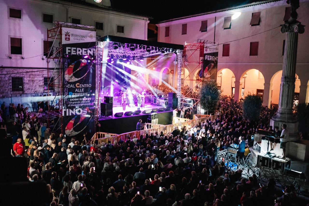 Ferentino: folla oceanica per Al Bano e Shade